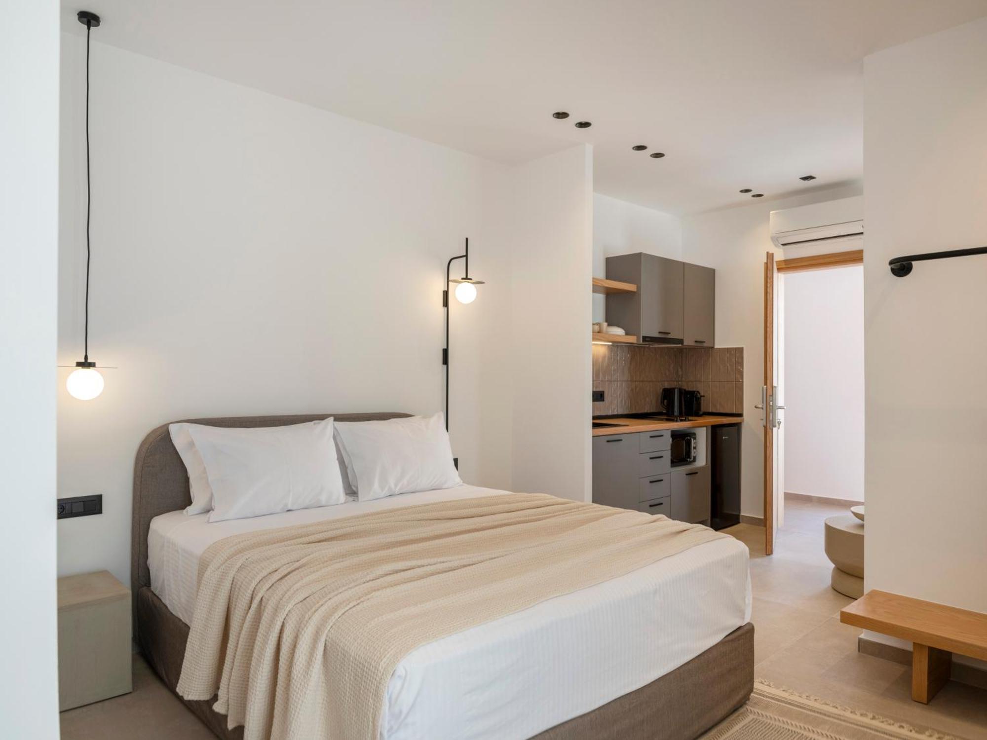 Anemelia Way Of Living Aparthotel Náousa Exterior photo